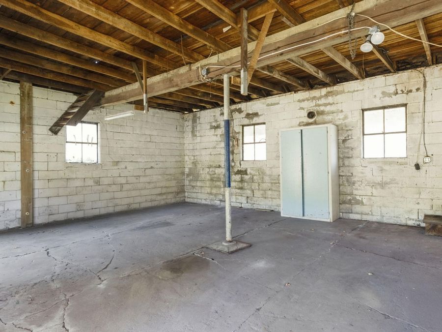 Property Image 33