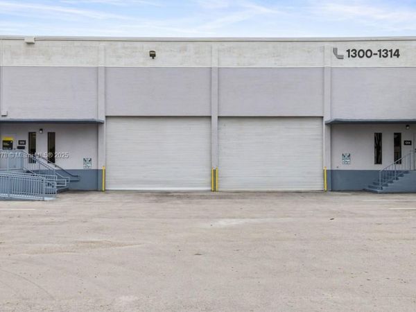 1300 NW 78th Ave, Unit 1308, Doral, FL 33126