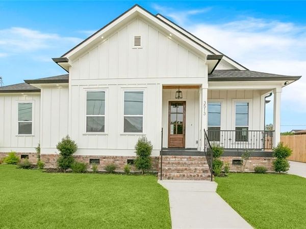 3513 CAMPAGNA Drive, Chalmette, LA 70043