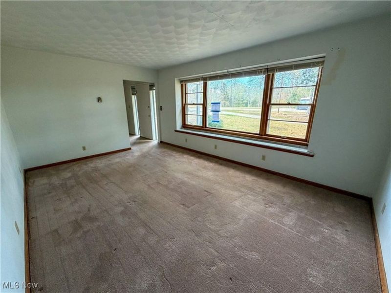 2746 Kragel Road, Richmond, OH 43944 Photo 11