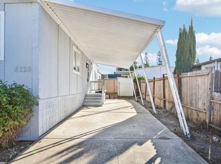 4224 Floral Dr, Sacramento, CA 95834 Photo