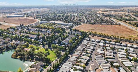 4224 Floral Dr, Sacramento, CA 95834 Photo