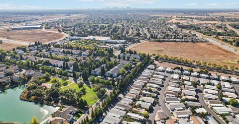 4224 Floral Dr, Sacramento, CA 95834 Photo