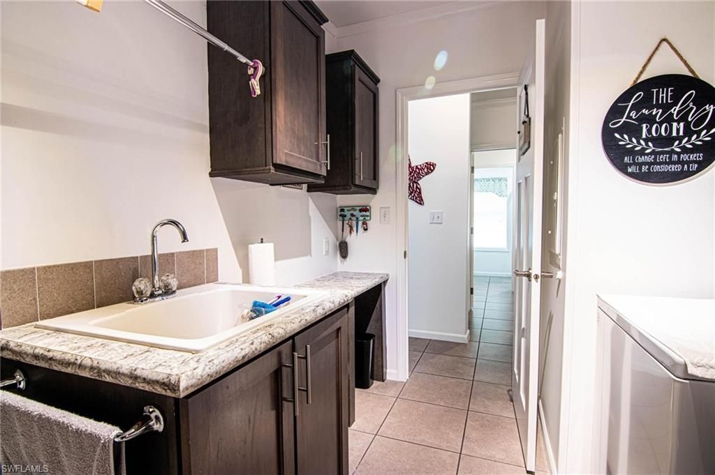 417 Snead Dr, North Fort Myers, FL 33903 Photo