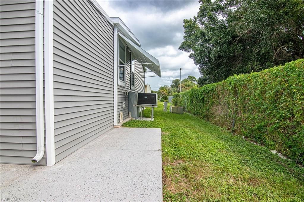 417 Snead Dr, North Fort Myers, FL 33903 Photo