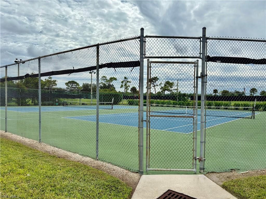 417 Snead Dr, North Fort Myers, FL 33903 Photo