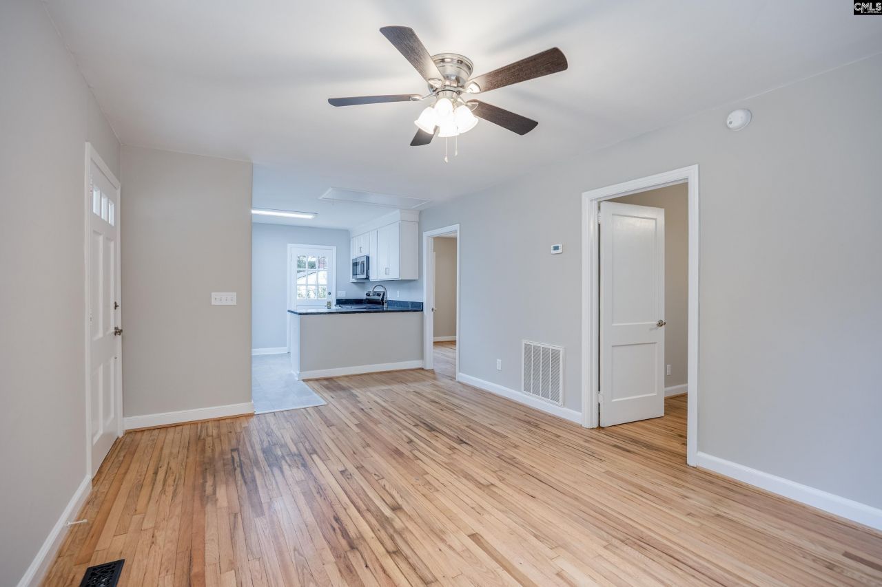 2711 Harrison Road Photo 10