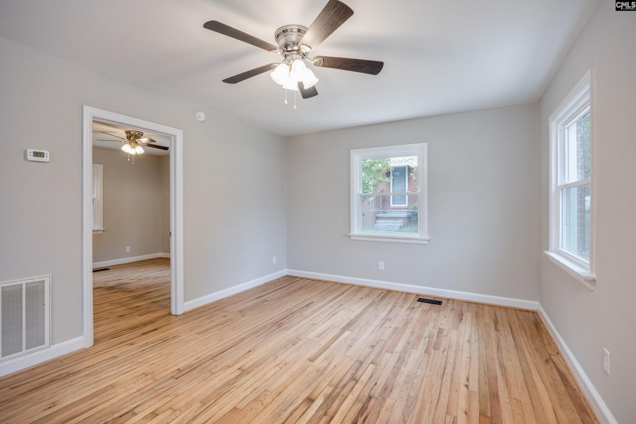 2711 Harrison Road Photo 12