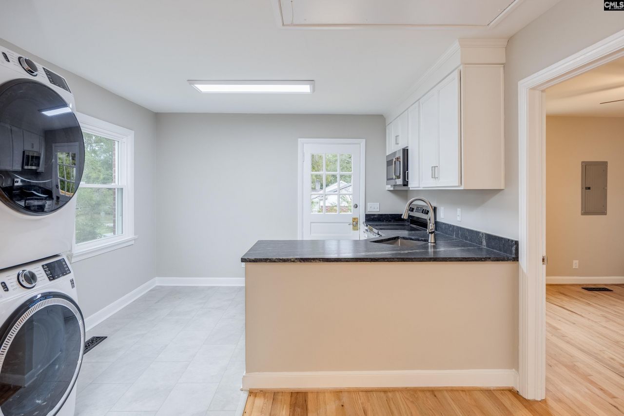 2711 Harrison Road Photo 13