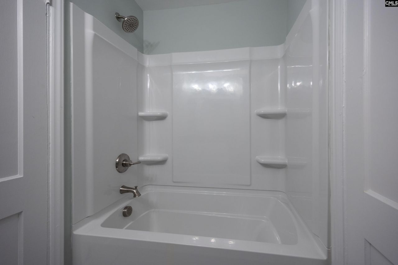 2711 Harrison Road Photo 30