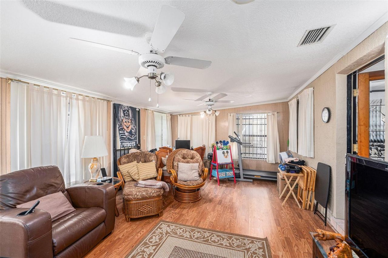 5105 N 45th Street, Tampa, FL 33610 Photo