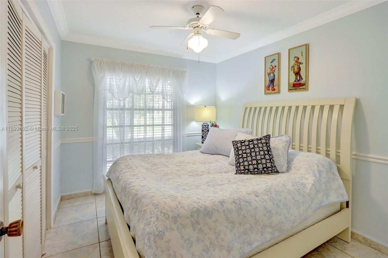 18045 SW 87th Ct, Palmetto Bay, FL 33157 Photo