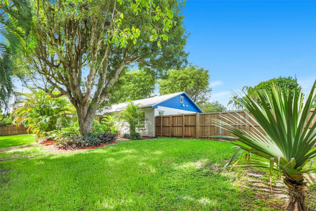 18045 SW 87th Ct, Palmetto Bay, FL 33157 Photo