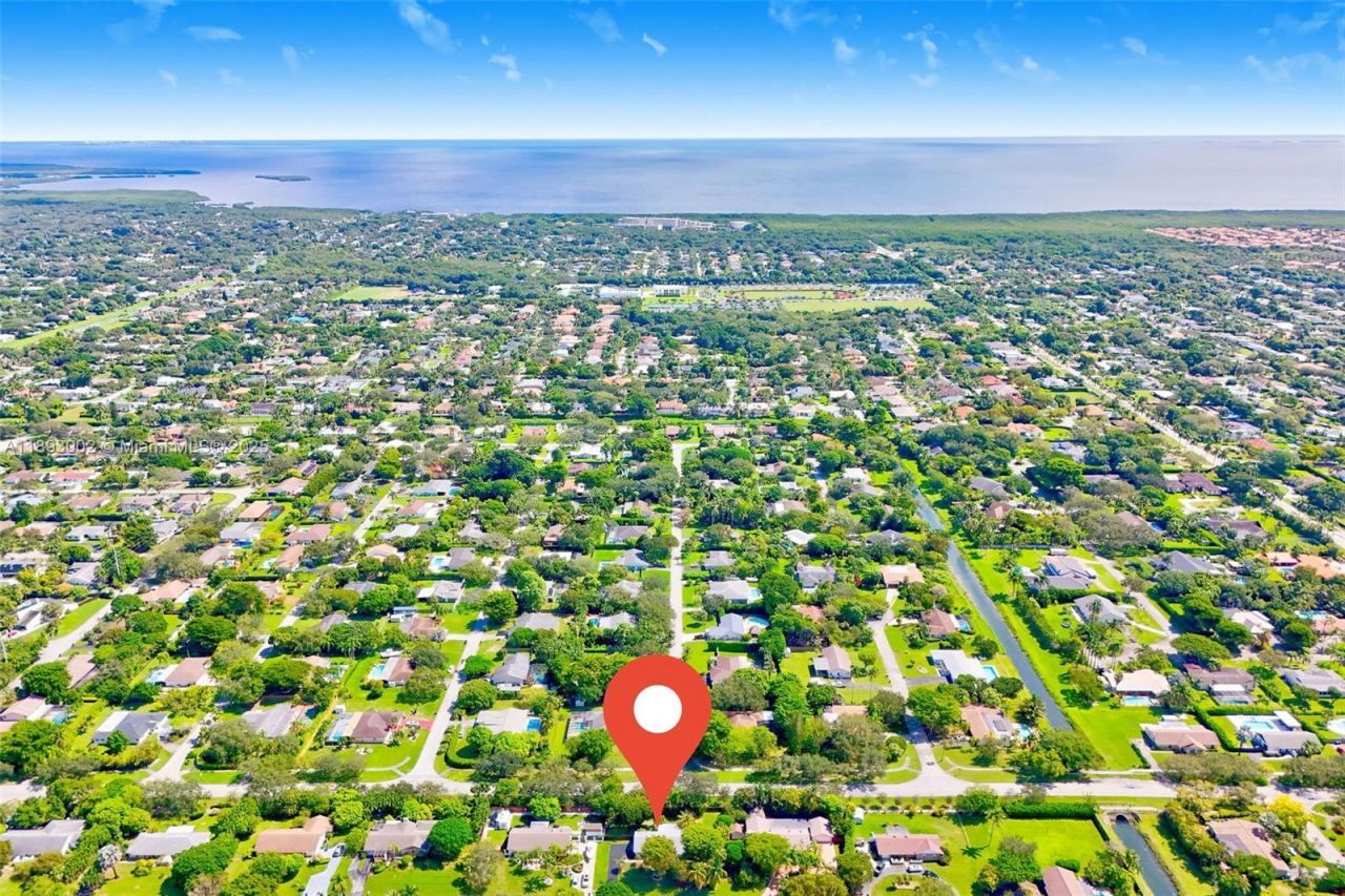 18045 SW 87th Ct, Palmetto Bay, FL 33157 Photo