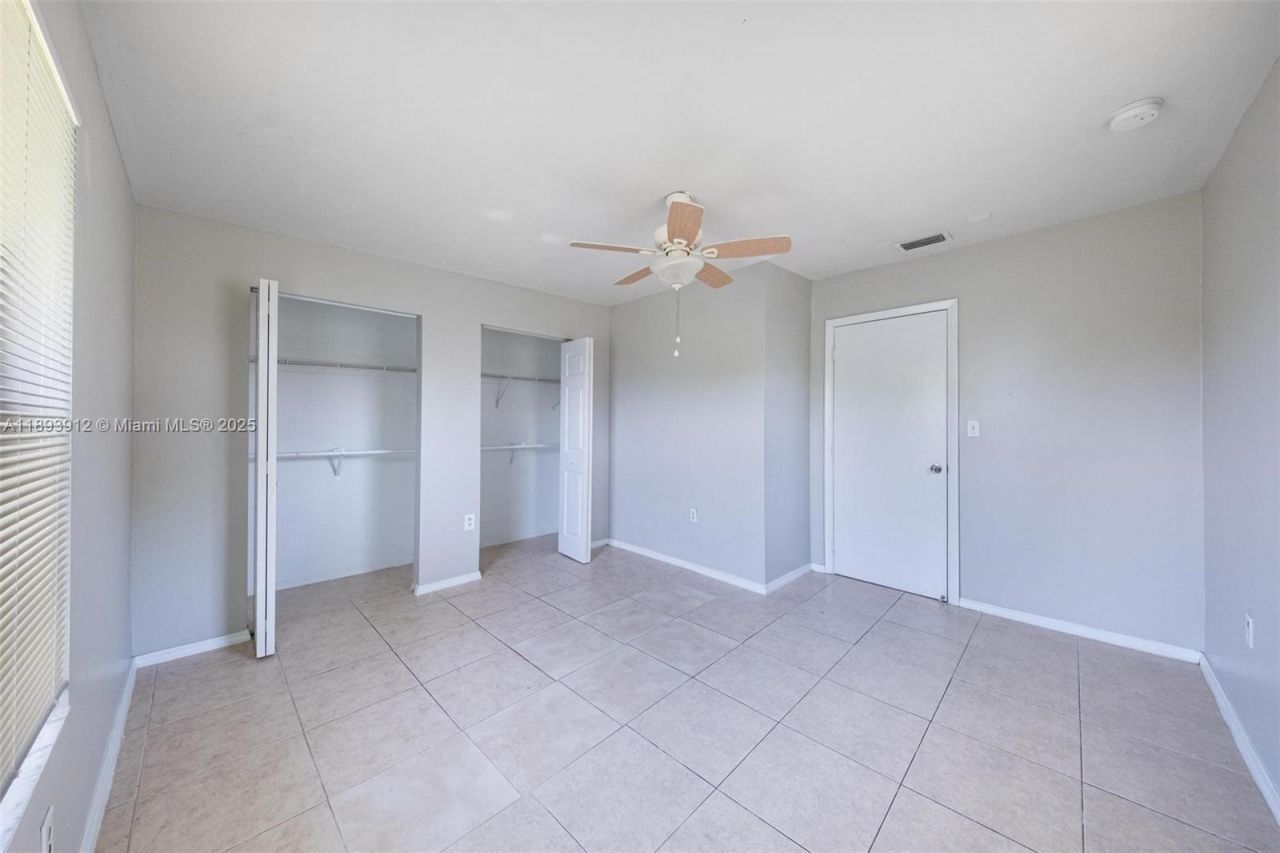 2130 Acapulco Dr, Miramar, FL 33023 Photo