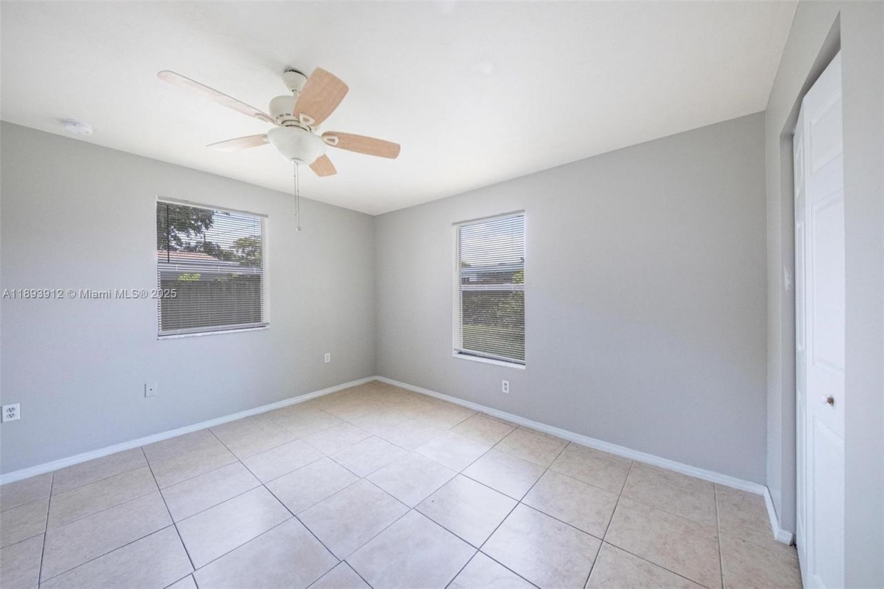 2130 Acapulco Dr, Miramar, FL 33023 Photo