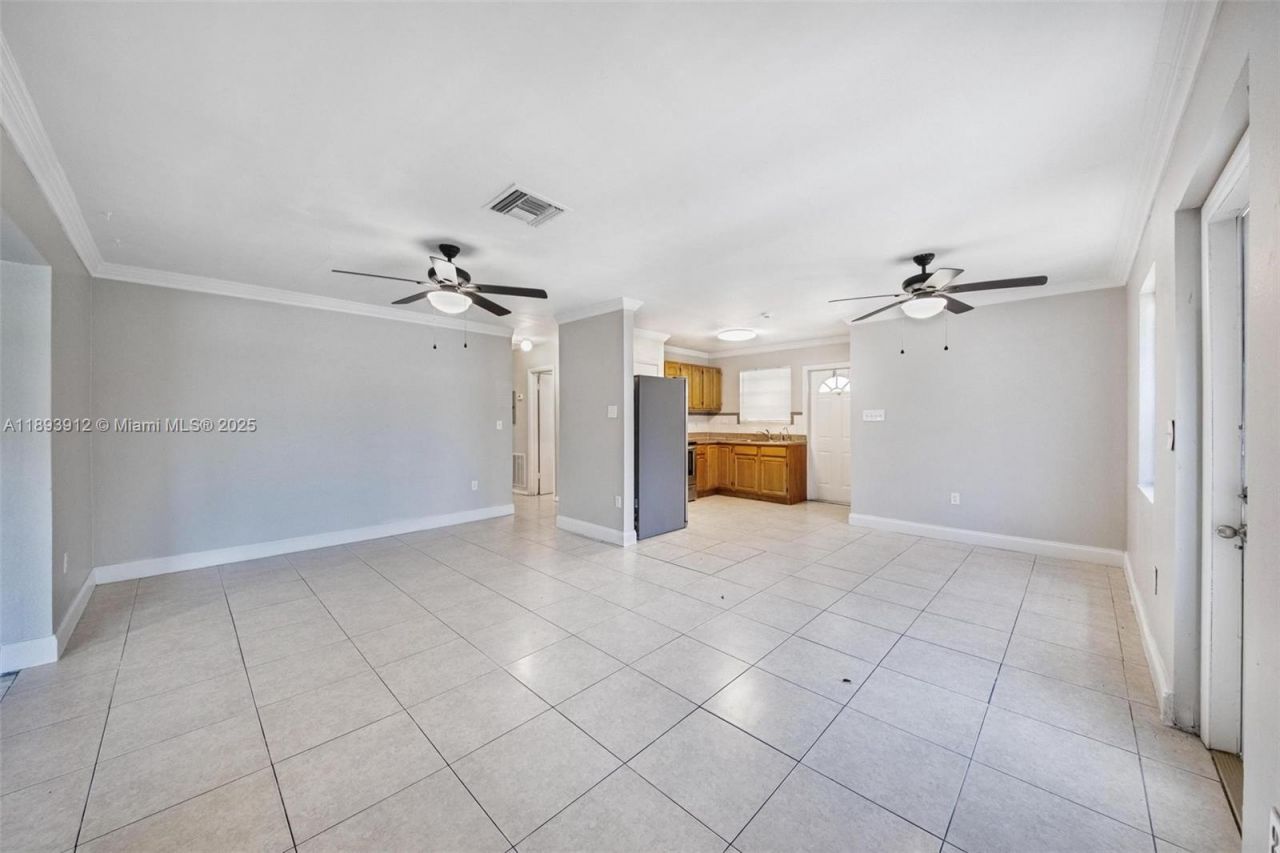 2130 Acapulco Dr, Miramar, FL 33023 Photo