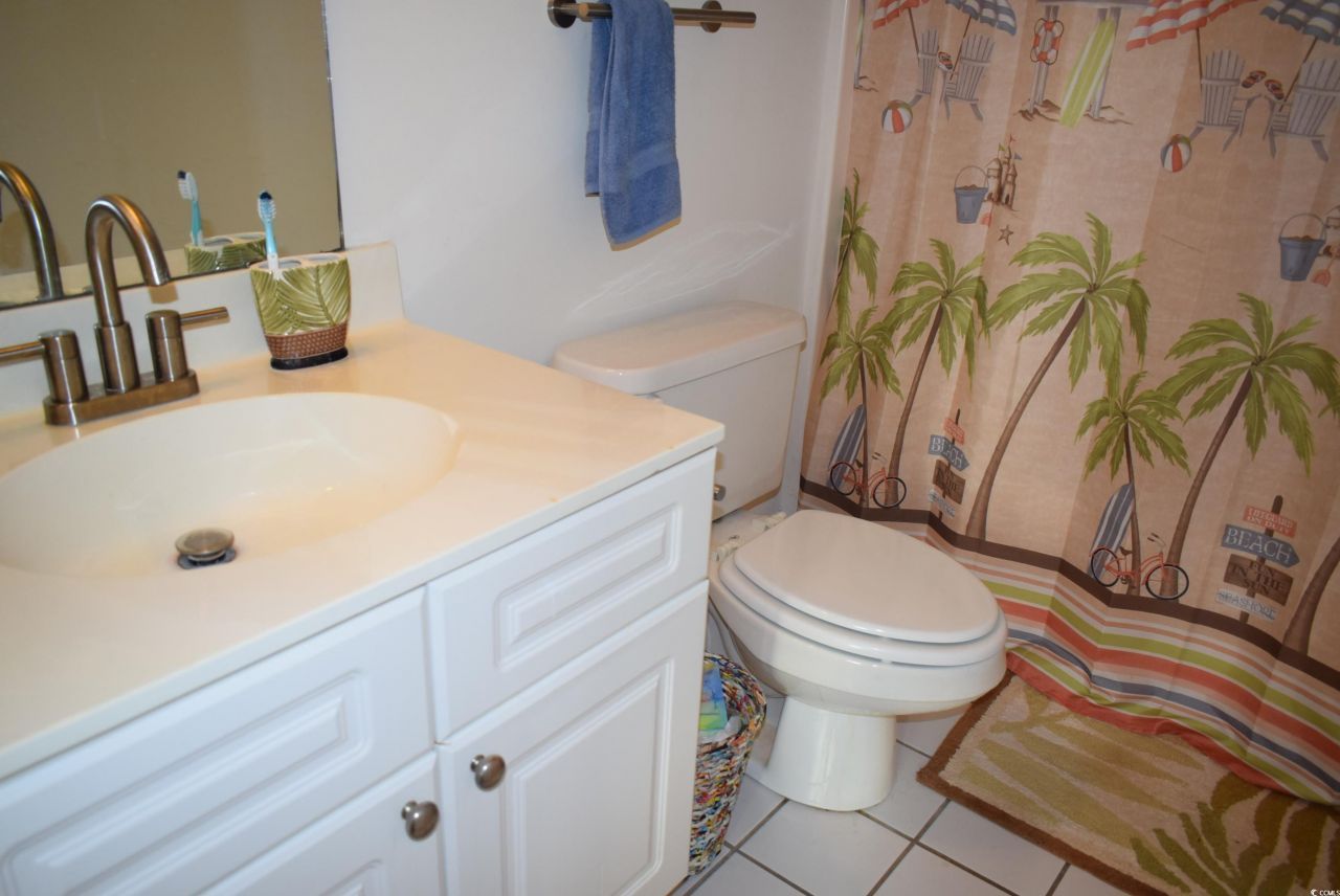 670 Riverwalk Dr. Photo 21