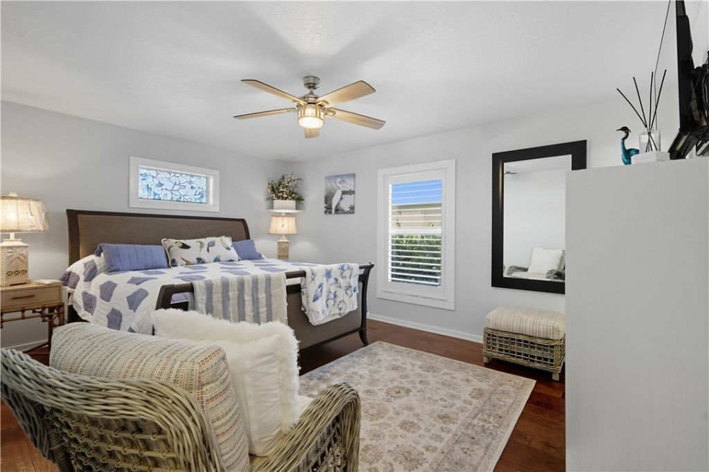 676 Royal Palm Place, Vero Beach, FL 32960 Photo
