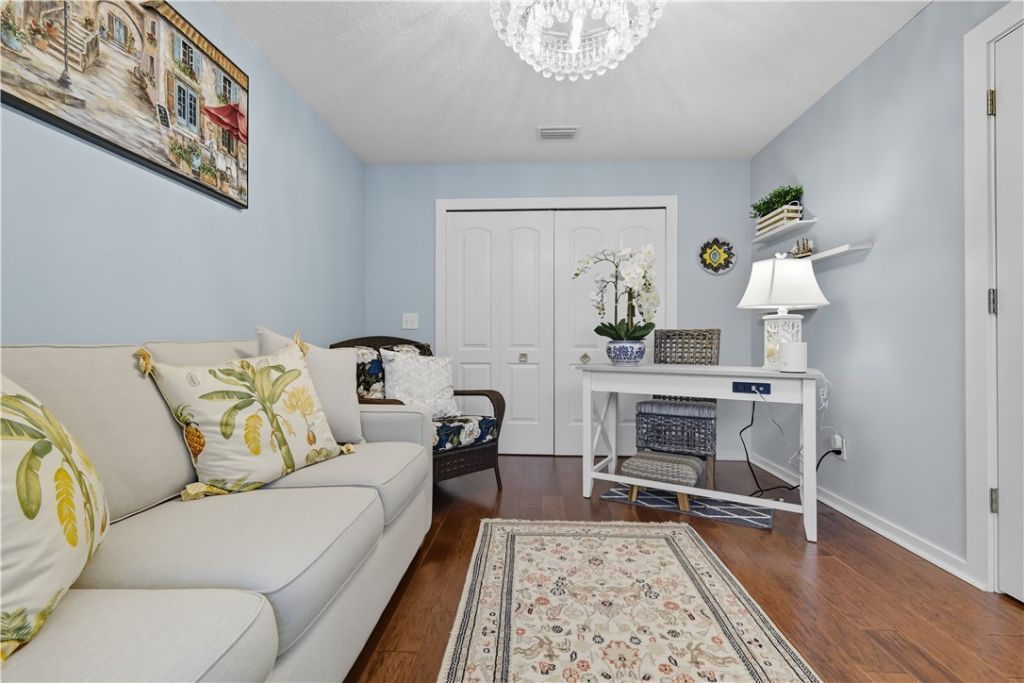 676 Royal Palm Place, Vero Beach, FL 32960 Photo