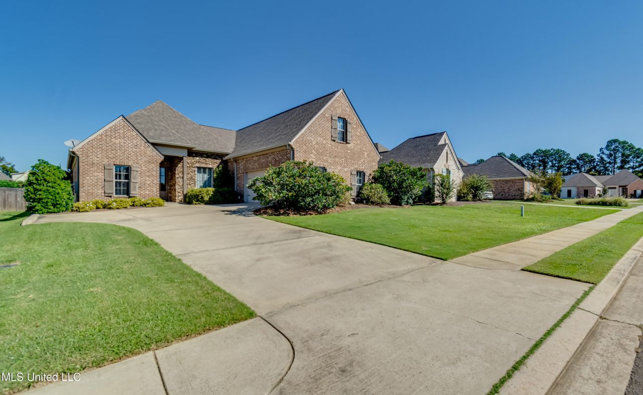 133 Sweetbriar Drive, Canton, MS 39046 Main Photo