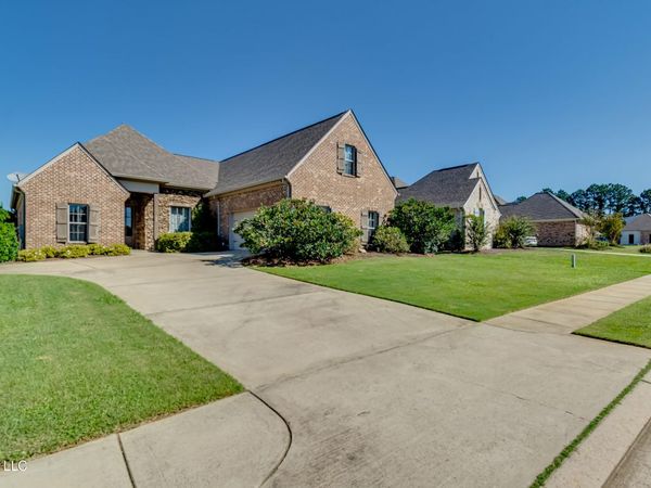 133 Sweetbriar Drive, Canton, MS 39046