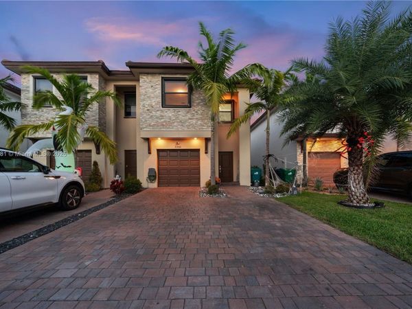 25511 SW 108th Ct, Homestead, FL 33032