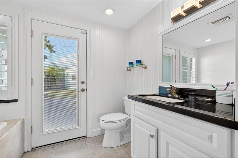 1201 N Tyrone Blvd N, Saint Petersburg, FL 33710 Photo