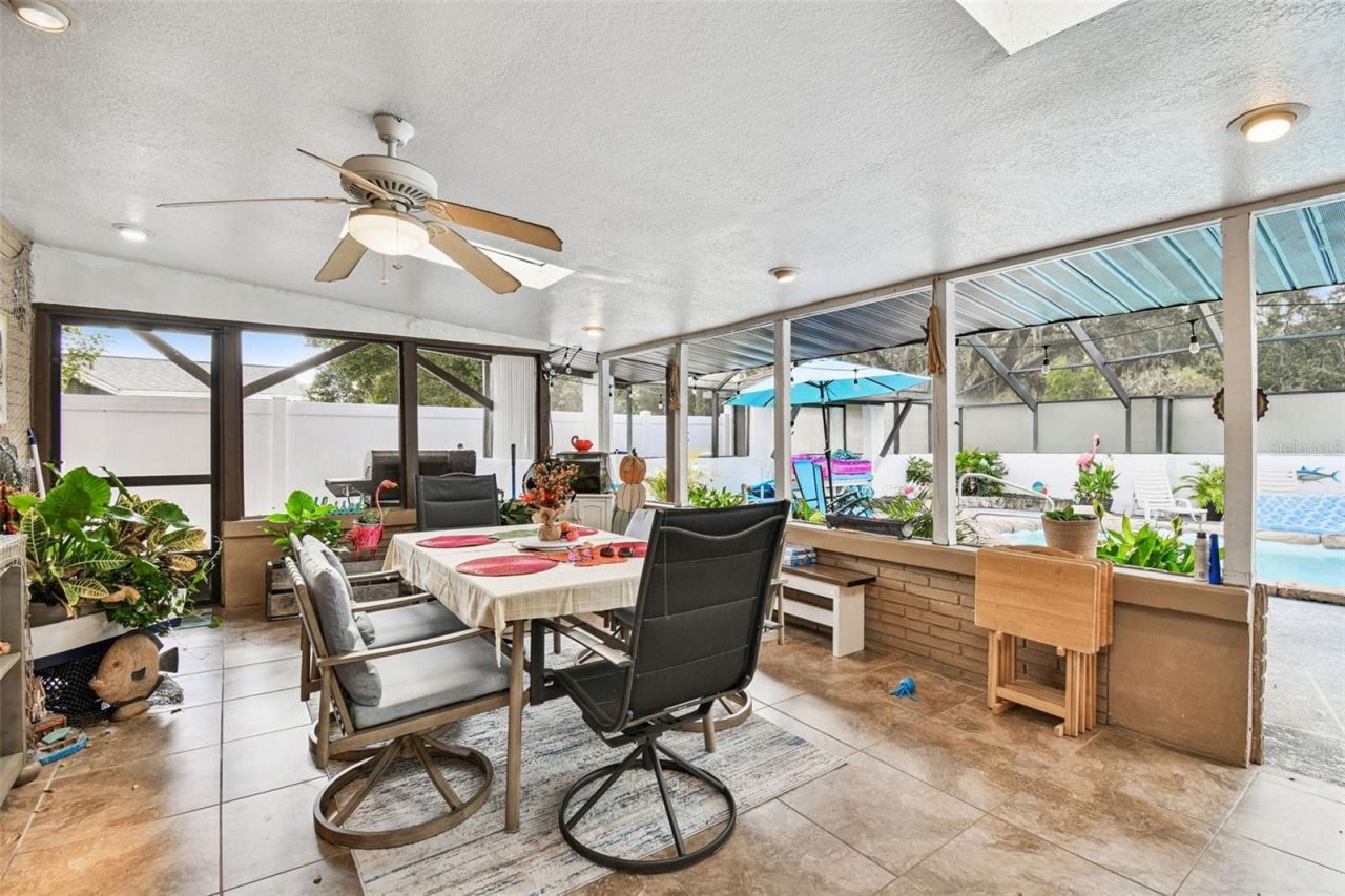 39501 Meadowood Loop, Zephyrhills, FL 33542 Photo