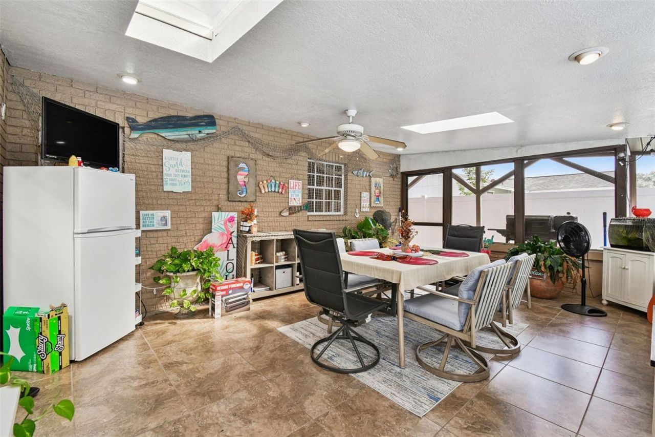 39501 Meadowood Loop, Zephyrhills, FL 33542 Photo