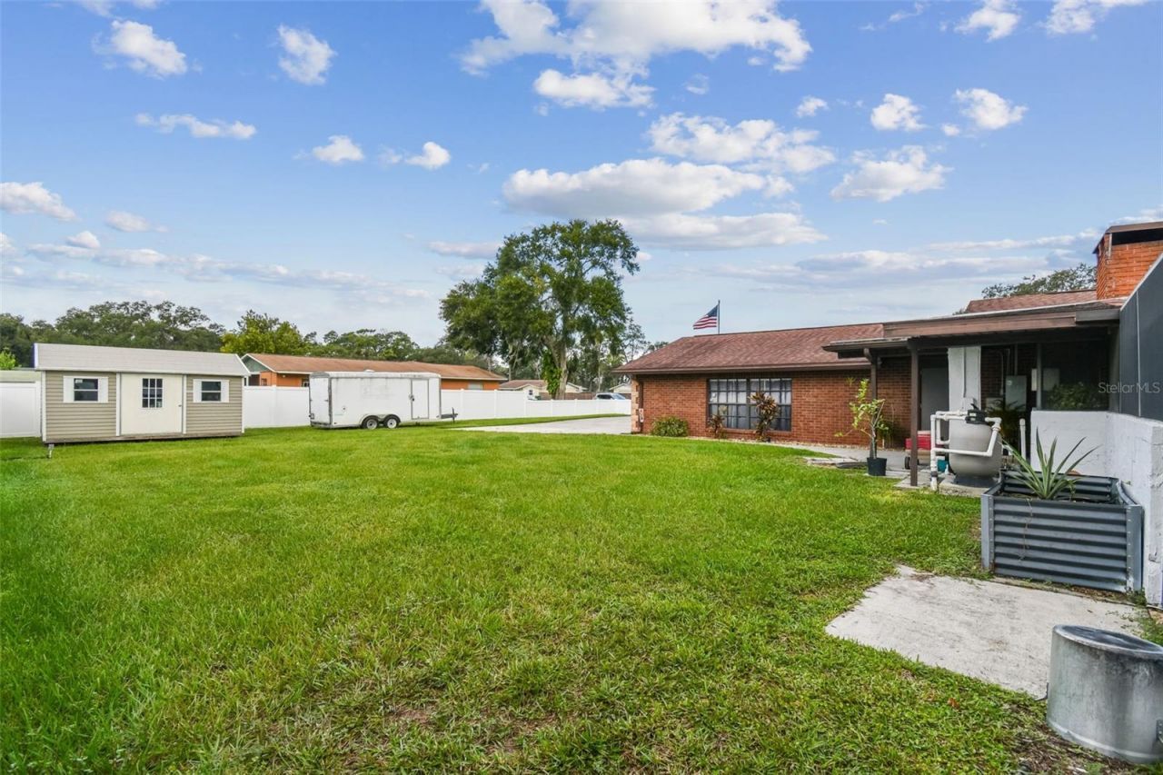 39501 Meadowood Loop, Zephyrhills, FL 33542 Photo