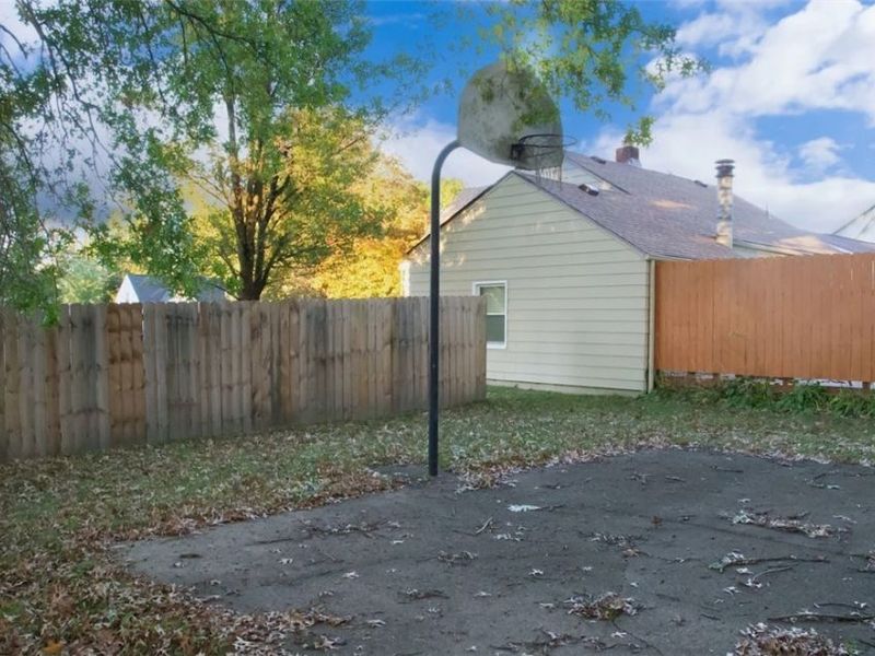 6511 Pembrooke Place, Youngstown, OH 44512 Photo 22