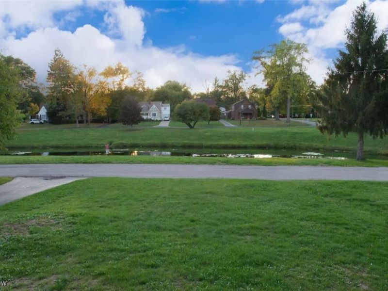 6511 Pembrooke Place, Youngstown, OH 44512 Photo 3