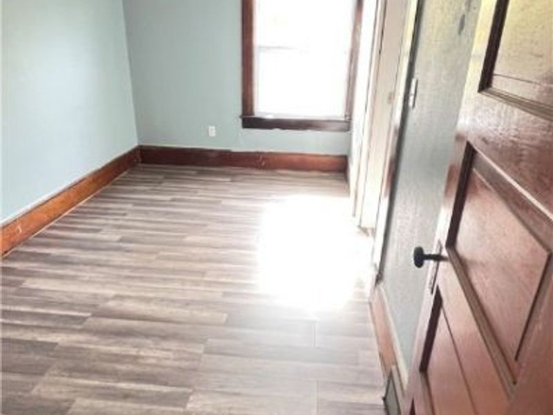 4322 Bush Avenue, Unit Up, Cleveland, OH 44109 Photo 10