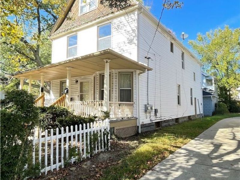 4322 Bush Avenue, Unit Up, Cleveland, OH 44109 Photo 2