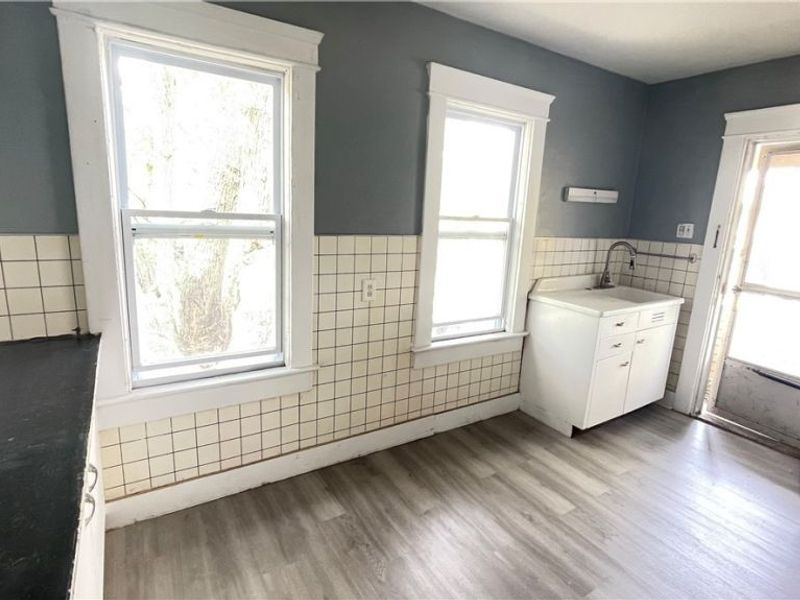 4322 Bush Avenue, Unit Up, Cleveland, OH 44109 Photo 25
