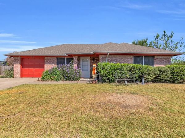 129 Liesa Street, Alvarado, TX 76009