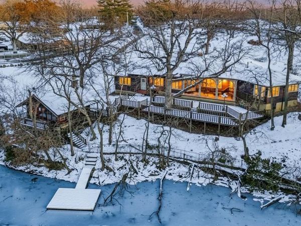 1 Stone Avenue, Moberly, MO 65270