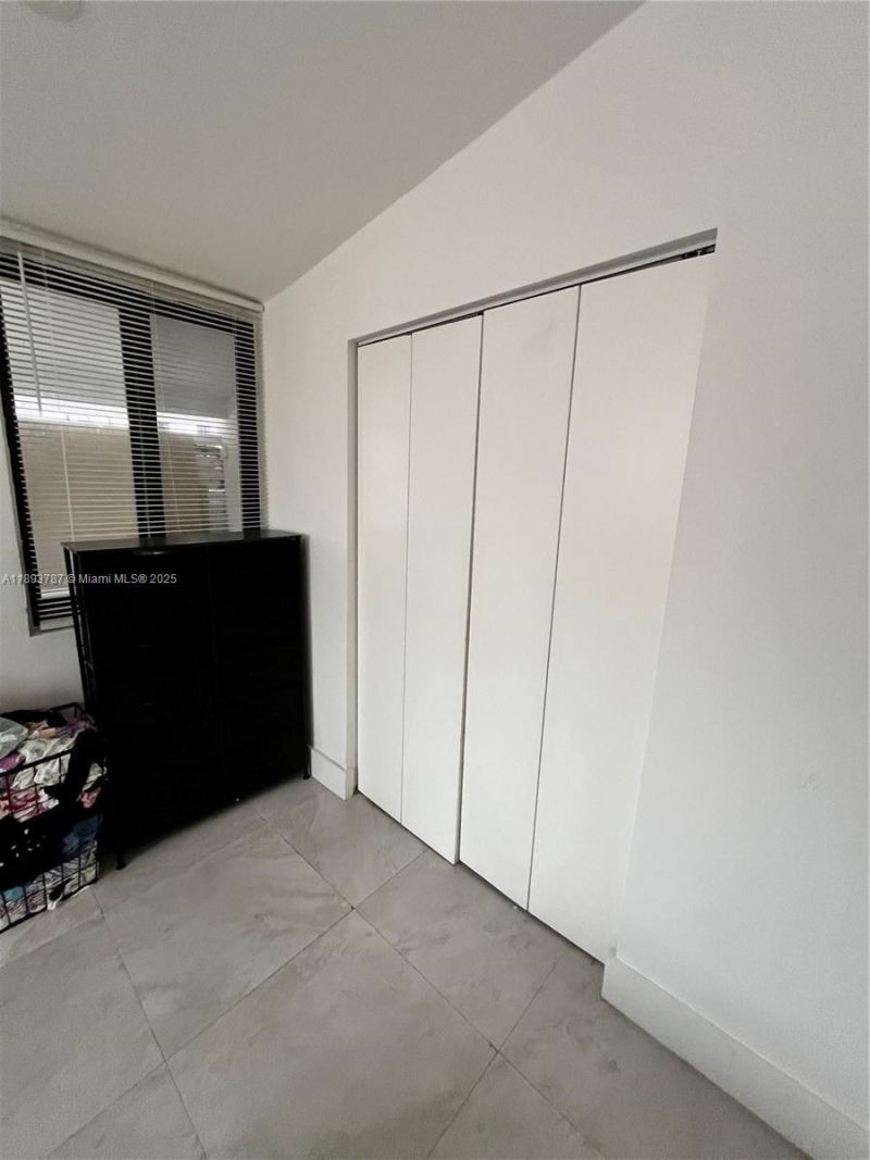 1102 NW 103rd Street, Miami, FL 33150 Photo