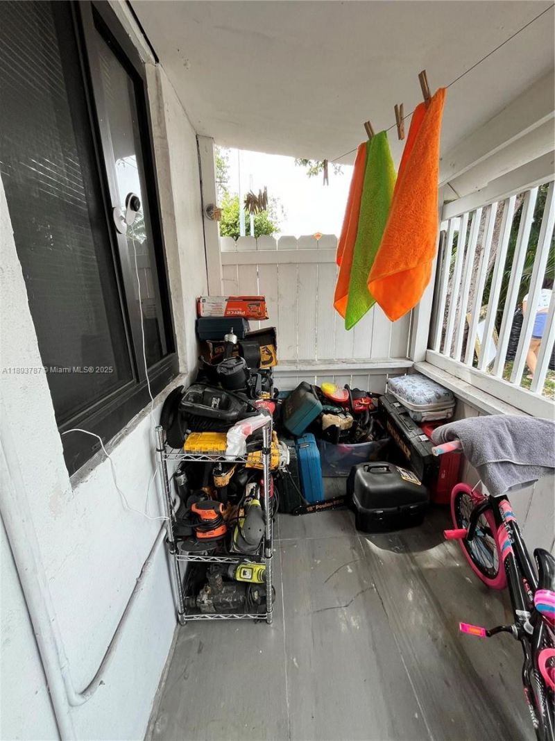 1102 NW 103rd Street, Miami, FL 33150 Photo