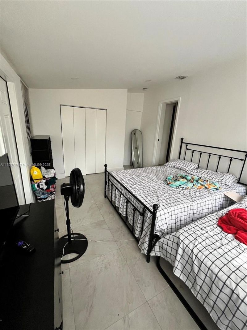 1102 NW 103rd Street, Miami, FL 33150 Photo