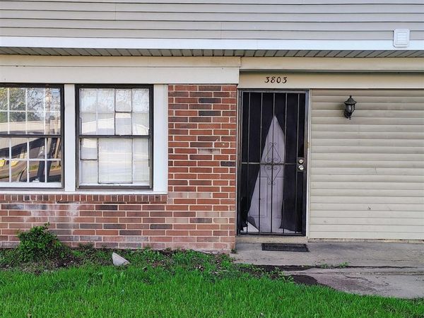 3803 S MENDENHALL RD, Memphis, TN 38115