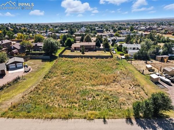 7 Circle C Road, Fountain, CO 80817