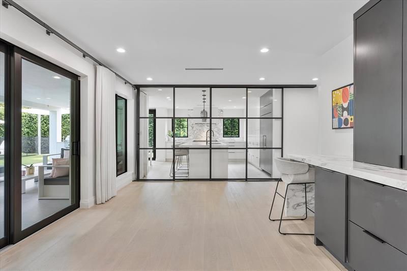 9 Tahoe Ln, Sea Ranch Lakes, FL 33308 Photo