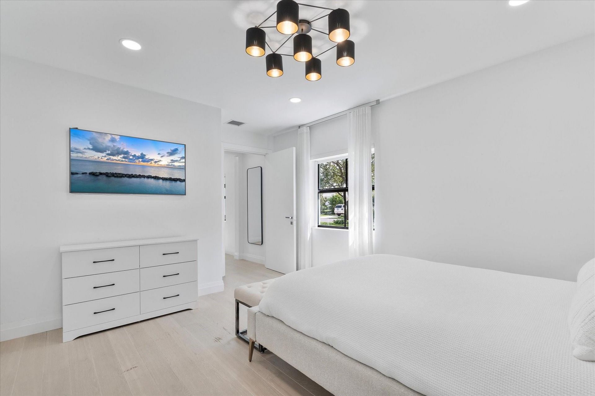 9 Tahoe Lane, Sea Ranch Lakes, FL 33308 Photo