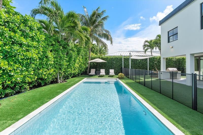 9 Tahoe Ln, Sea Ranch Lakes, FL 33308 Photo