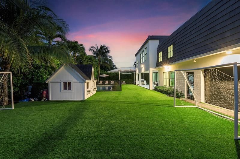 9 Tahoe Ln, Sea Ranch Lakes, FL 33308 Photo