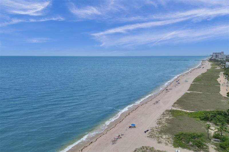 9 Tahoe Ln, Sea Ranch Lakes, FL 33308 Photo