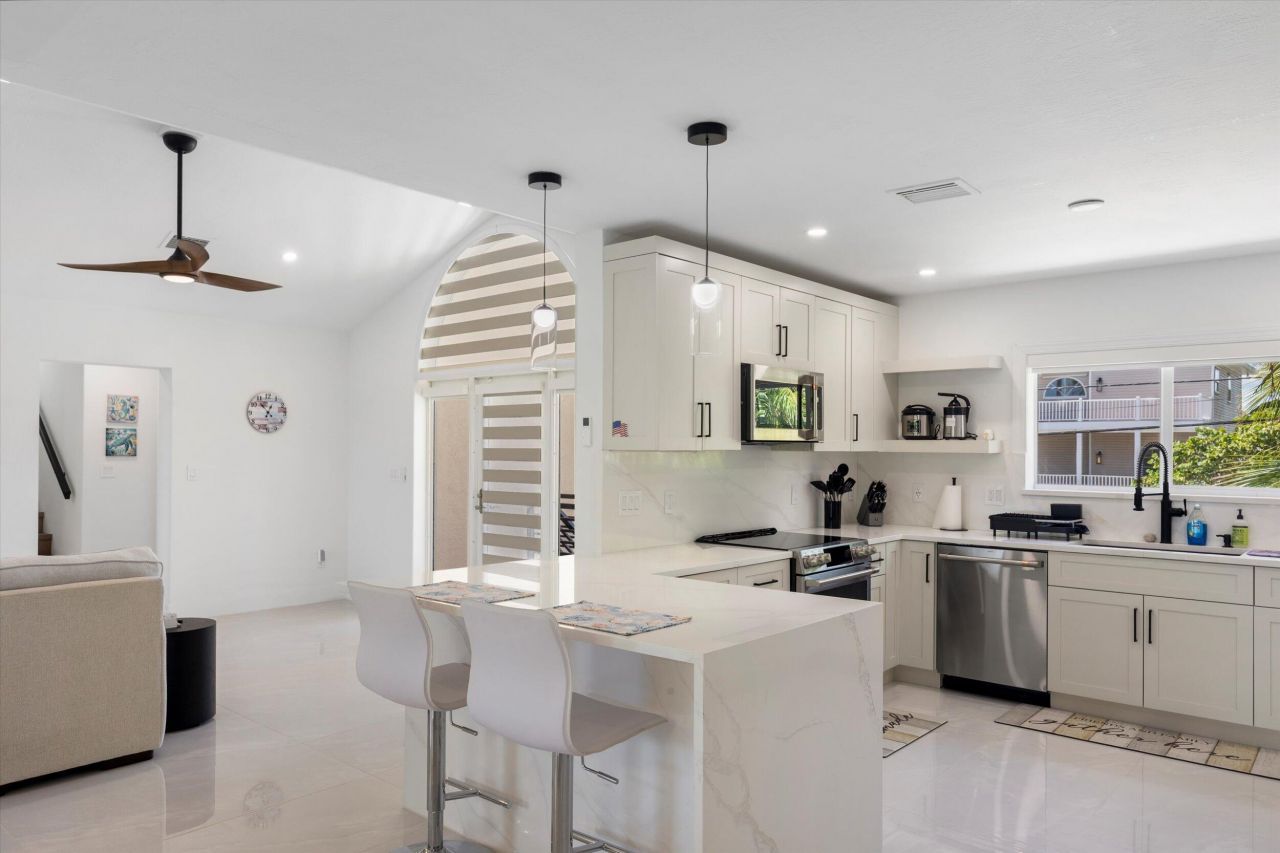 937 Gulf Drive, Summerland Key, FL 33042 Photo