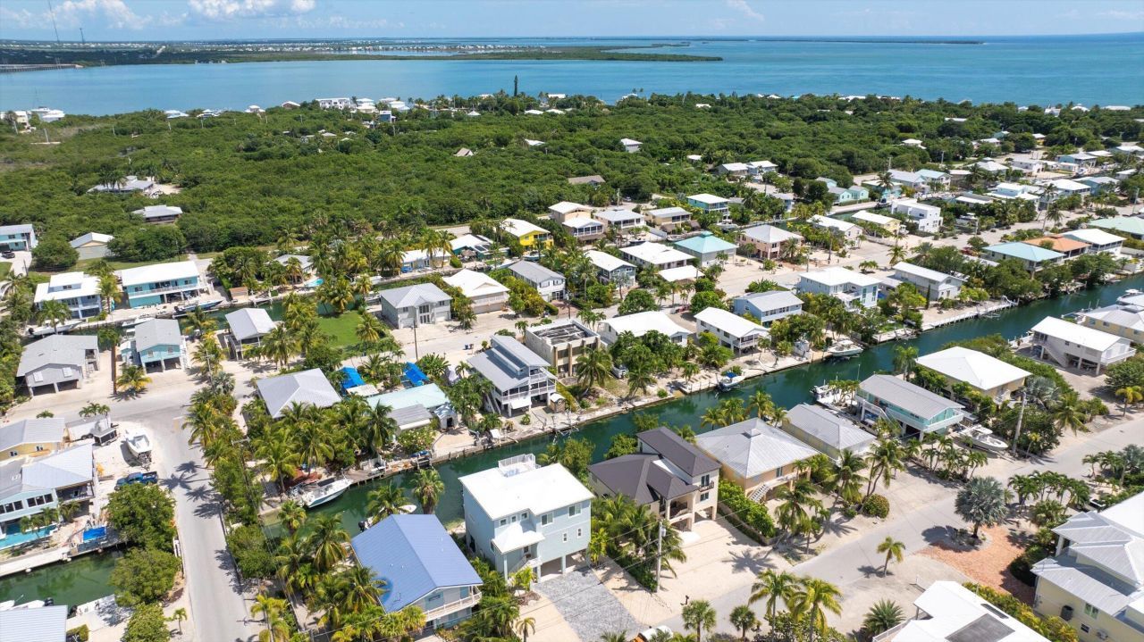 937 Gulf Drive, Summerland Key, FL 33042 Photo